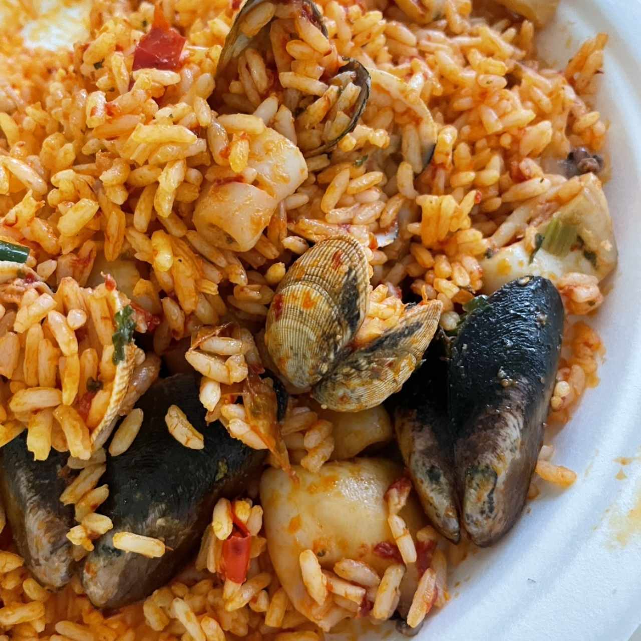 Platos Fuertes - Paella de Mariscos
