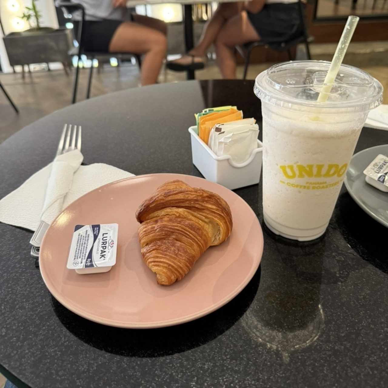Croissant de mantequilla 