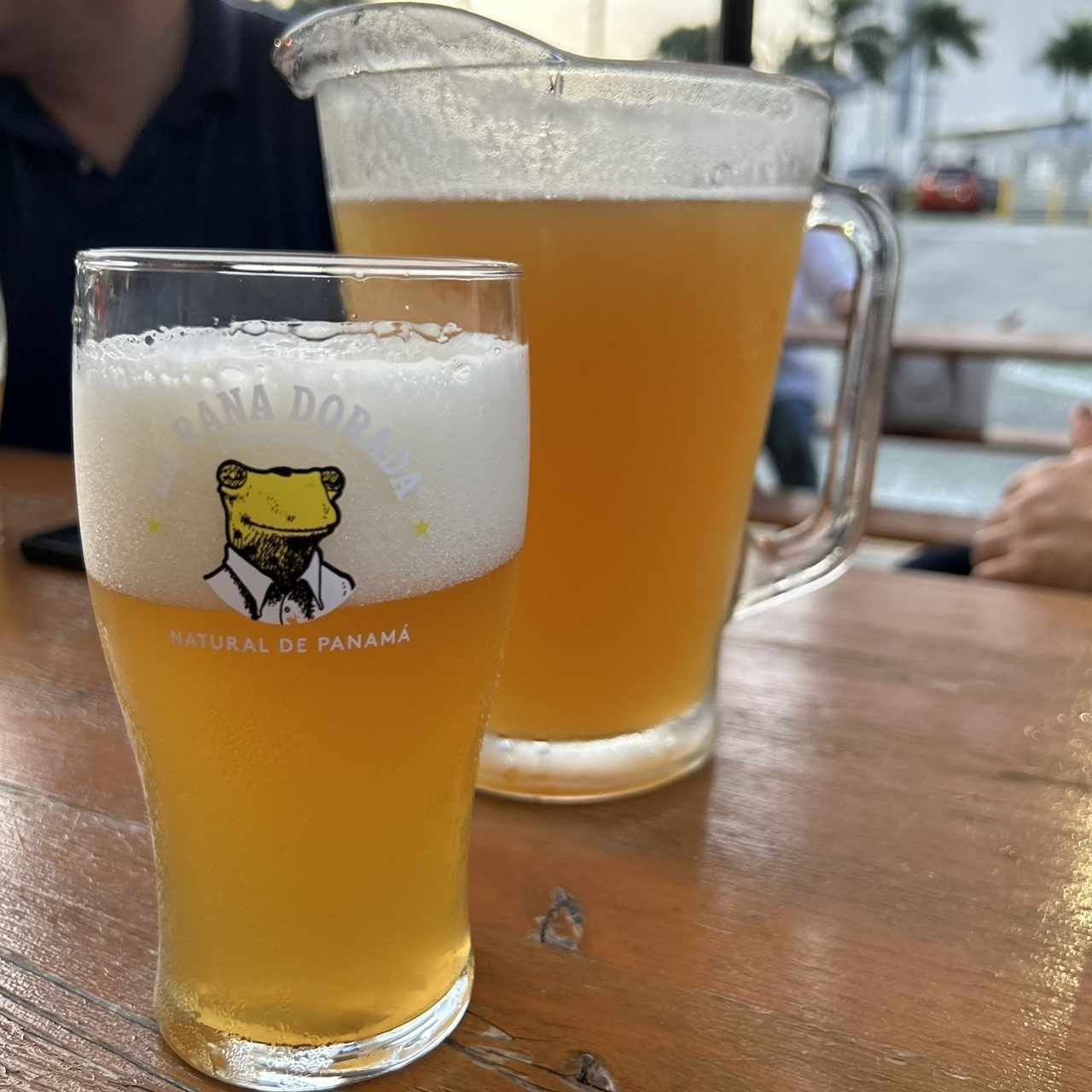 Jarra de cerveza artesanal 