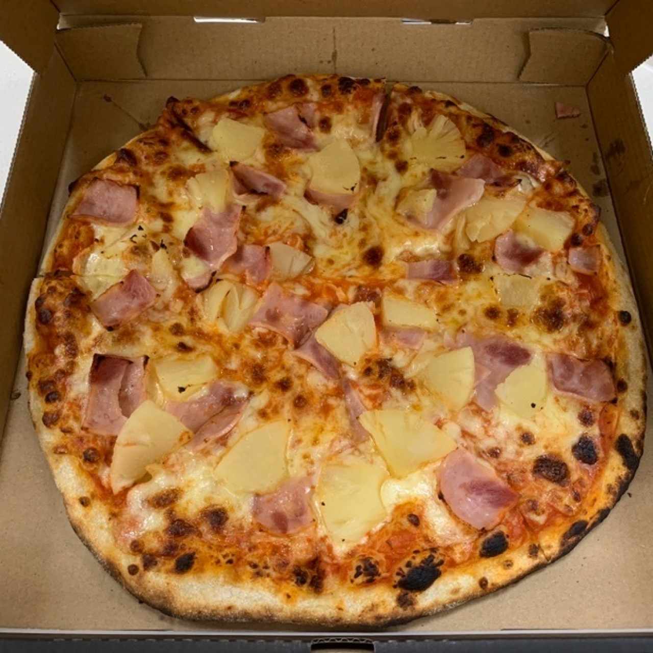 pizza hawaiana 