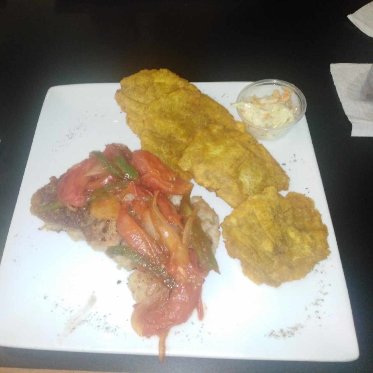 filete de corvina a la criolla