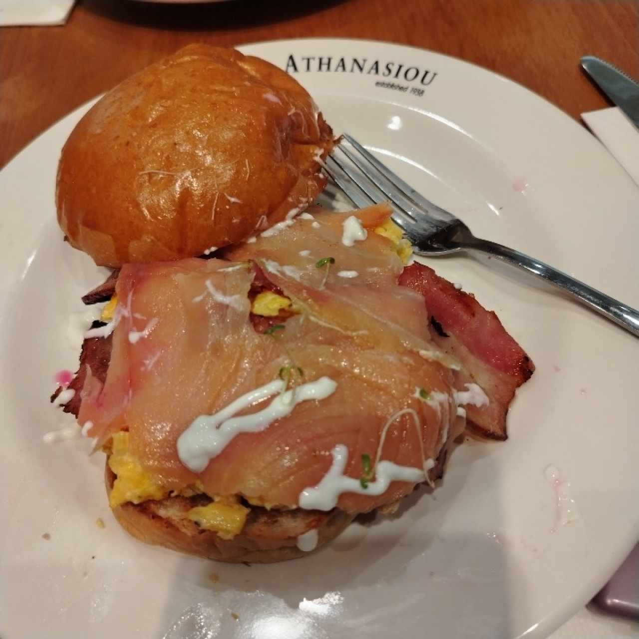 Salmón brioche 