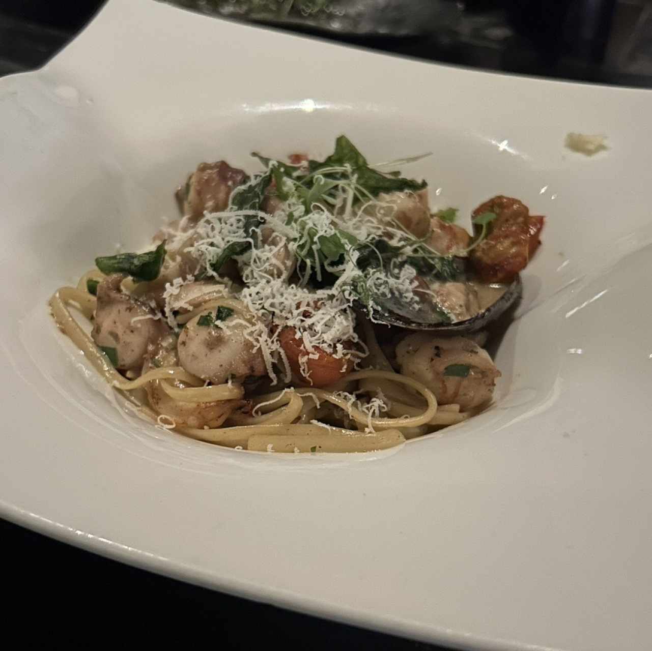 Linguini Aglio e Olio Frutto di Mare