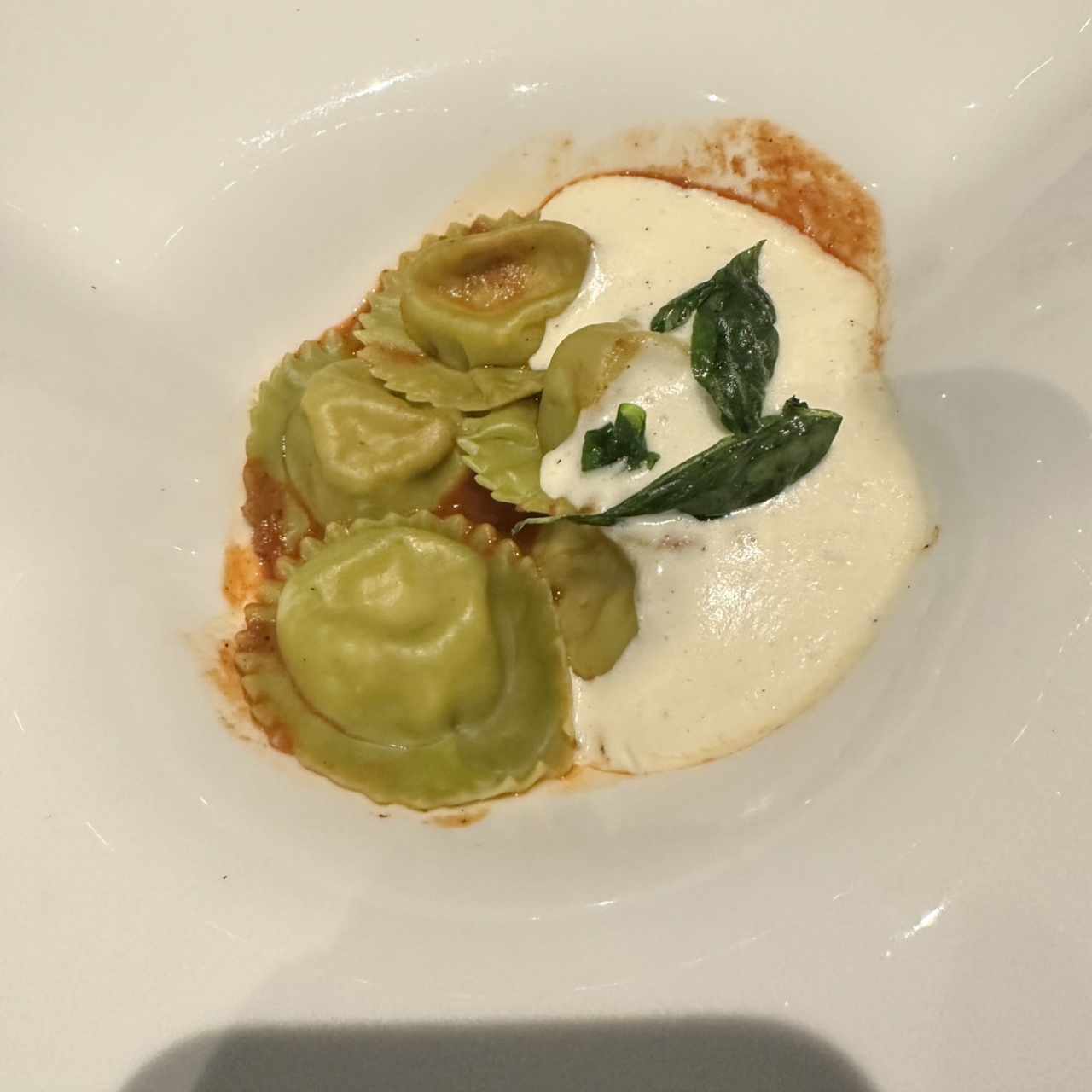 Ravioloni relleno de Burrata y Tomates Secos