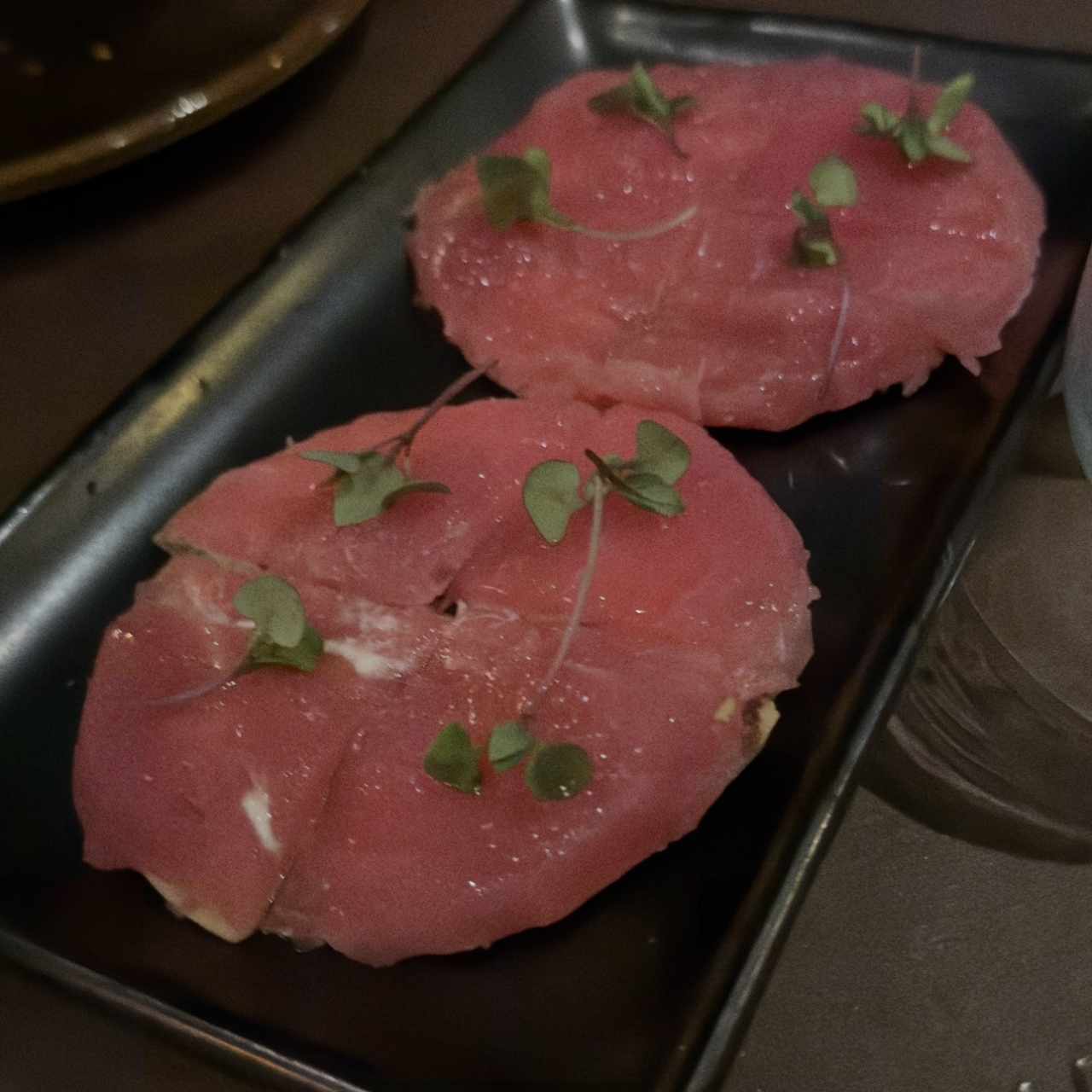 Crudos - Tuna Pizza