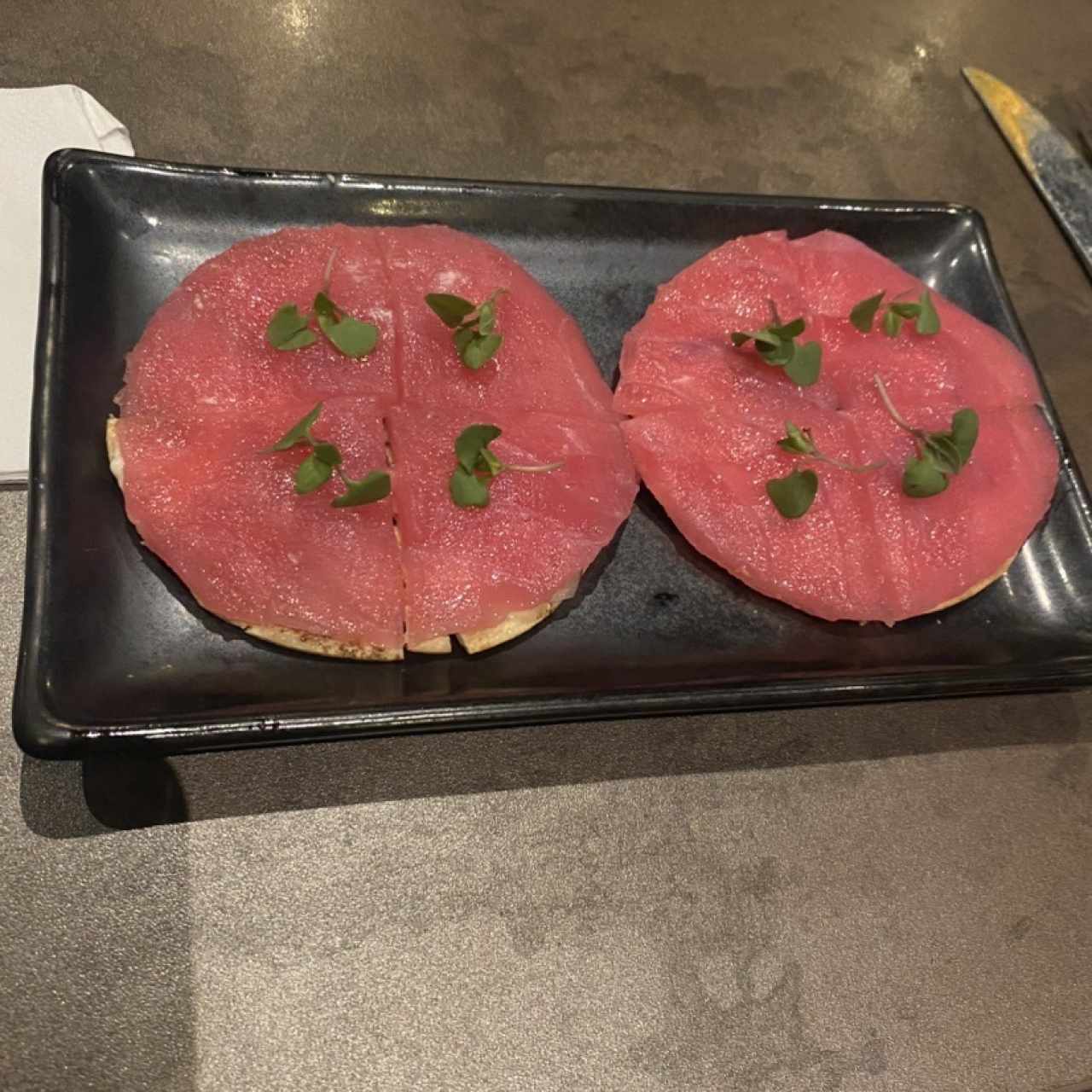 Crudos - Tuna Pizza