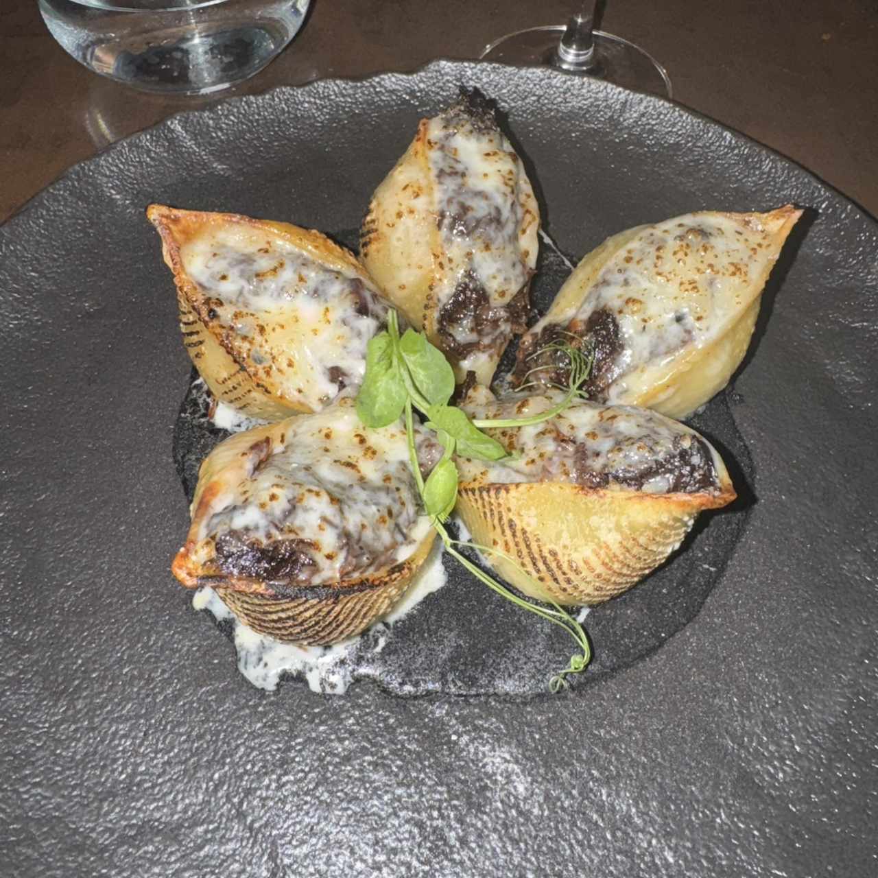 Conchiglioni de Shortrib