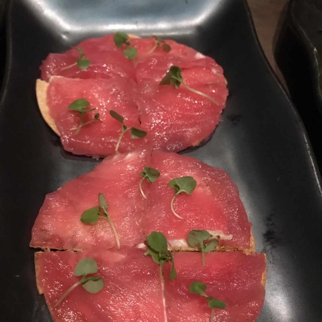 Para picar - Tuna pizza