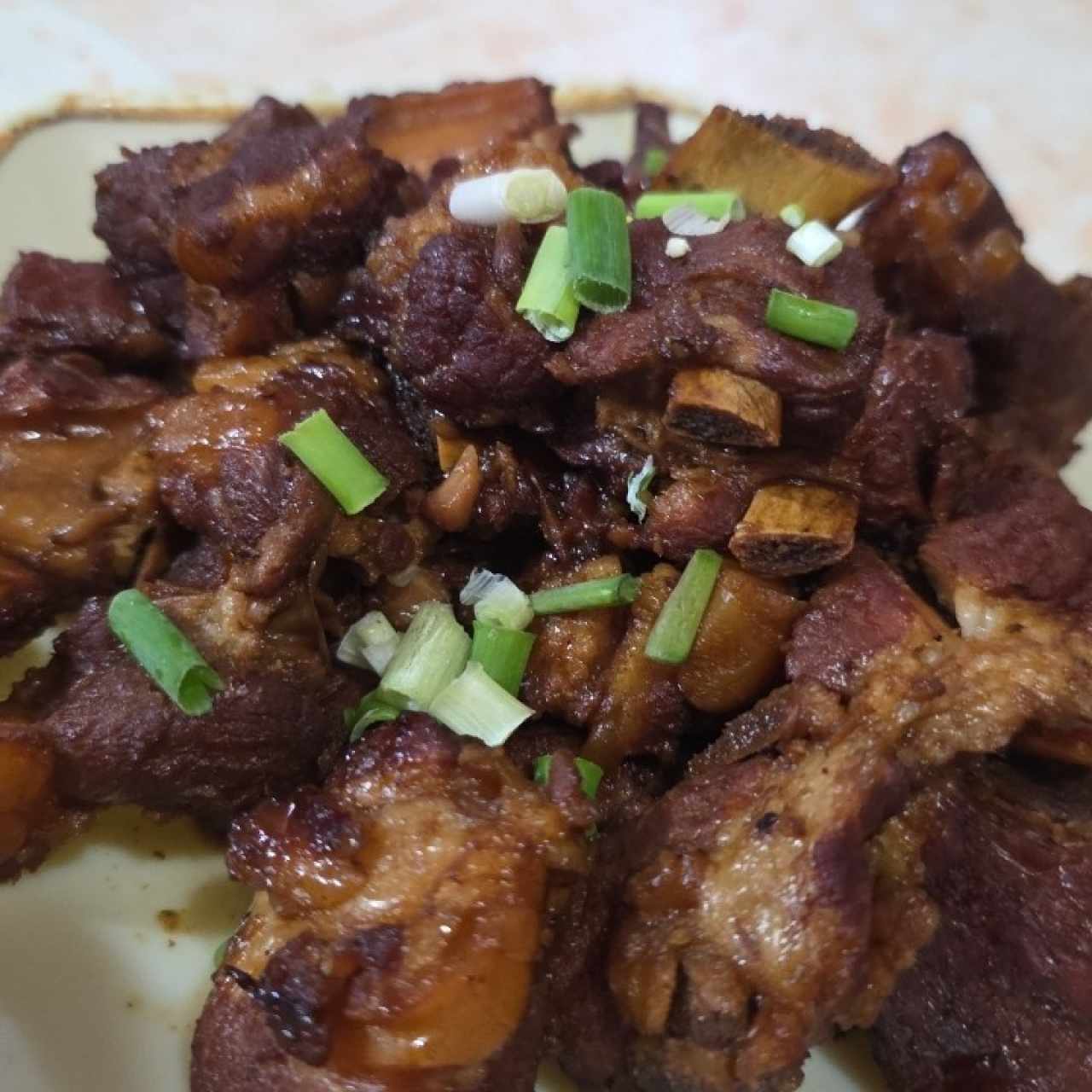 Costilla en Salsa soya rojos