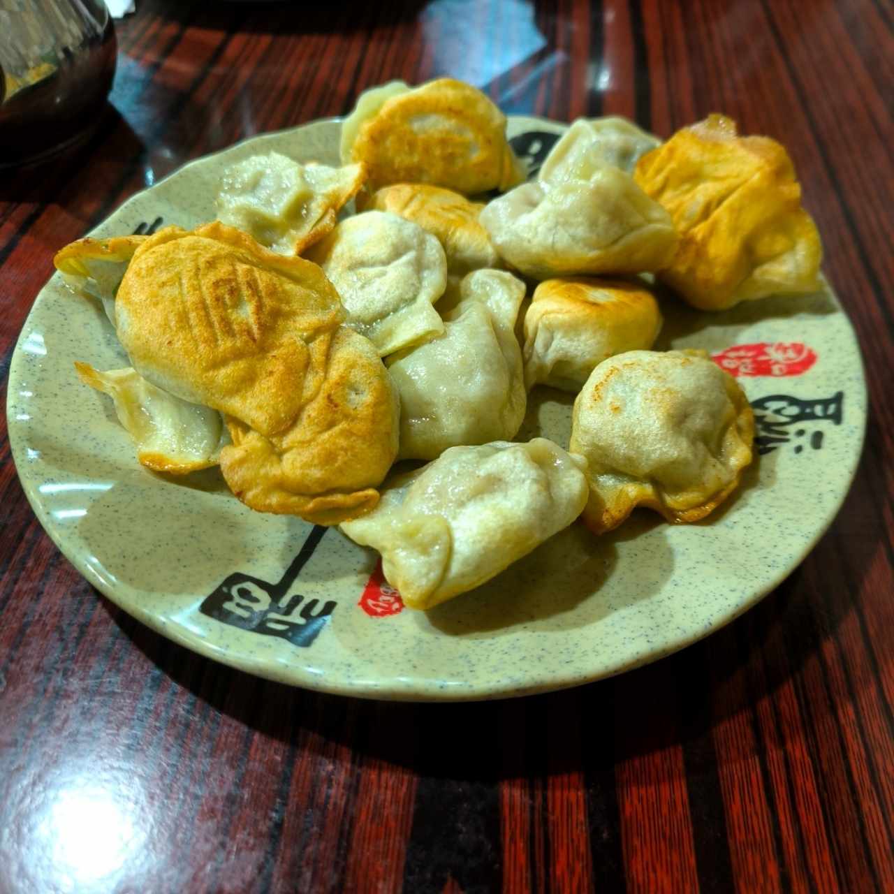 Dumpling (15 unidades) - Cerdo con culantro