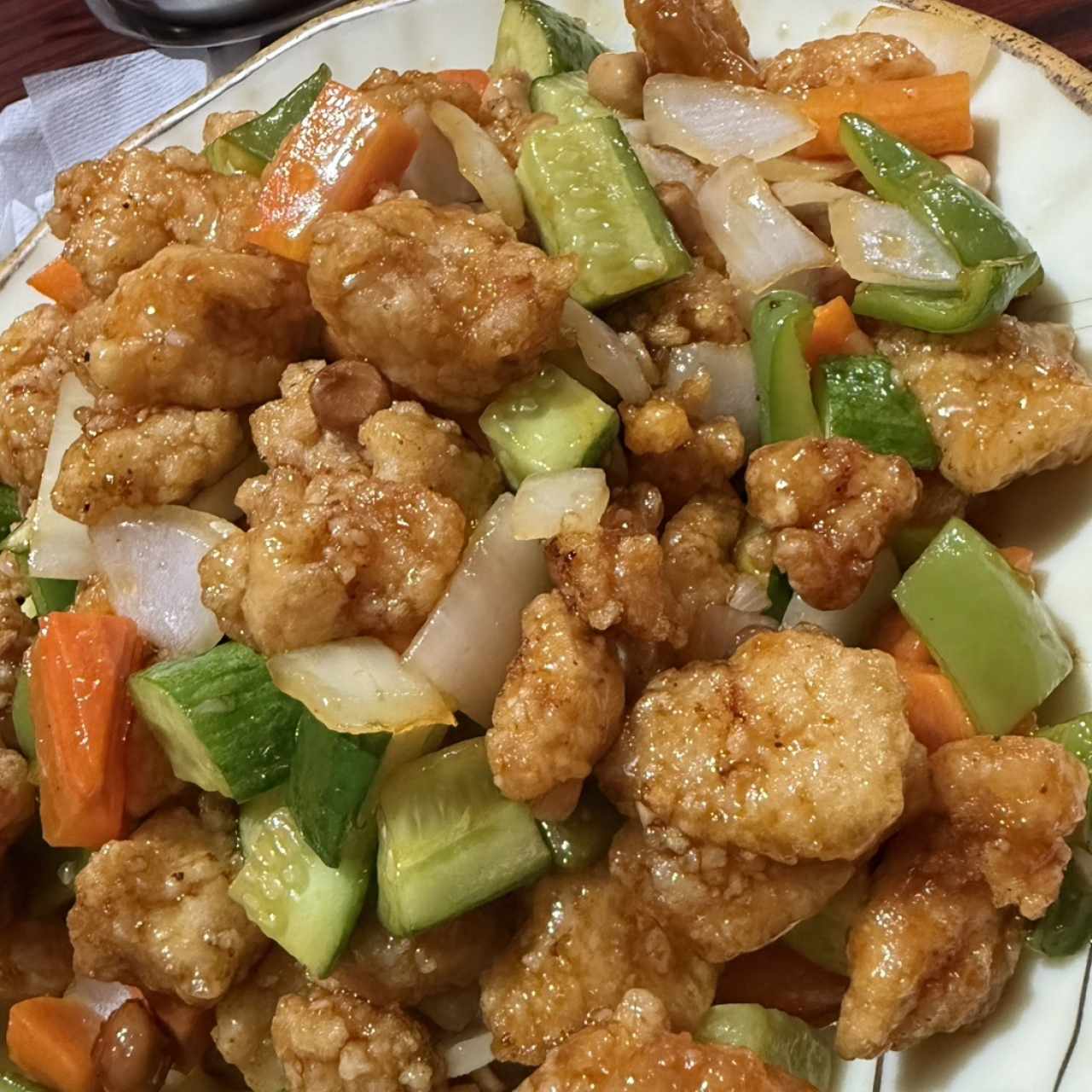 Plato salteado - Pollo Kong Pao