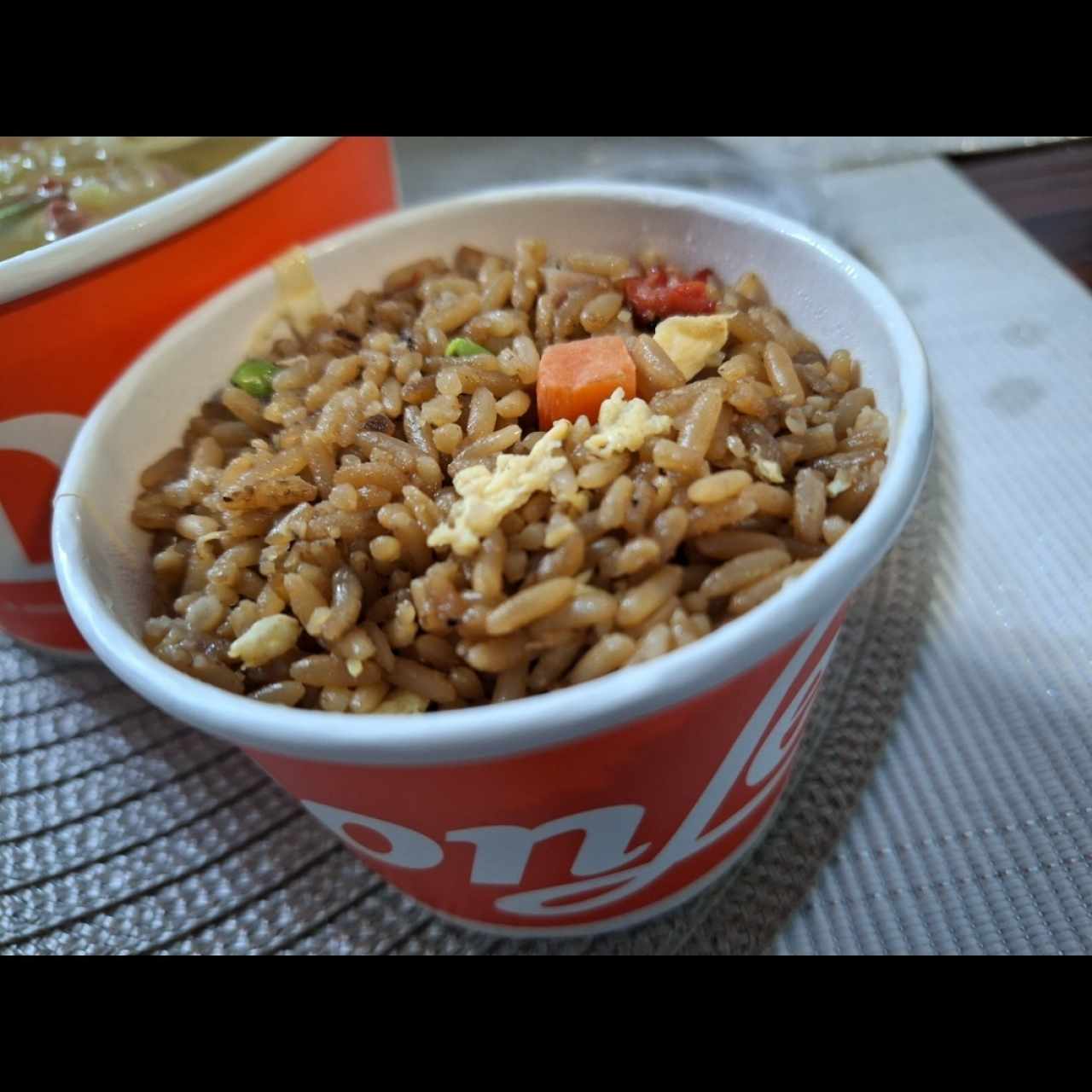 Delicias Tradicionales - Arroz Frito Oriental