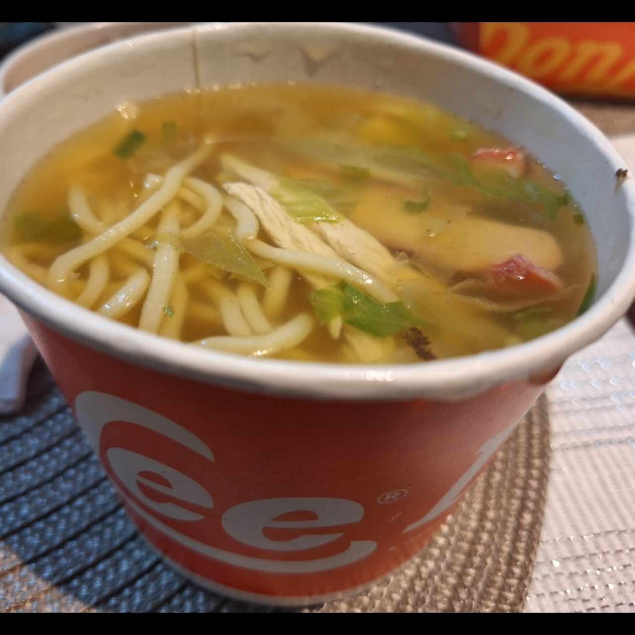 sopa de wanton