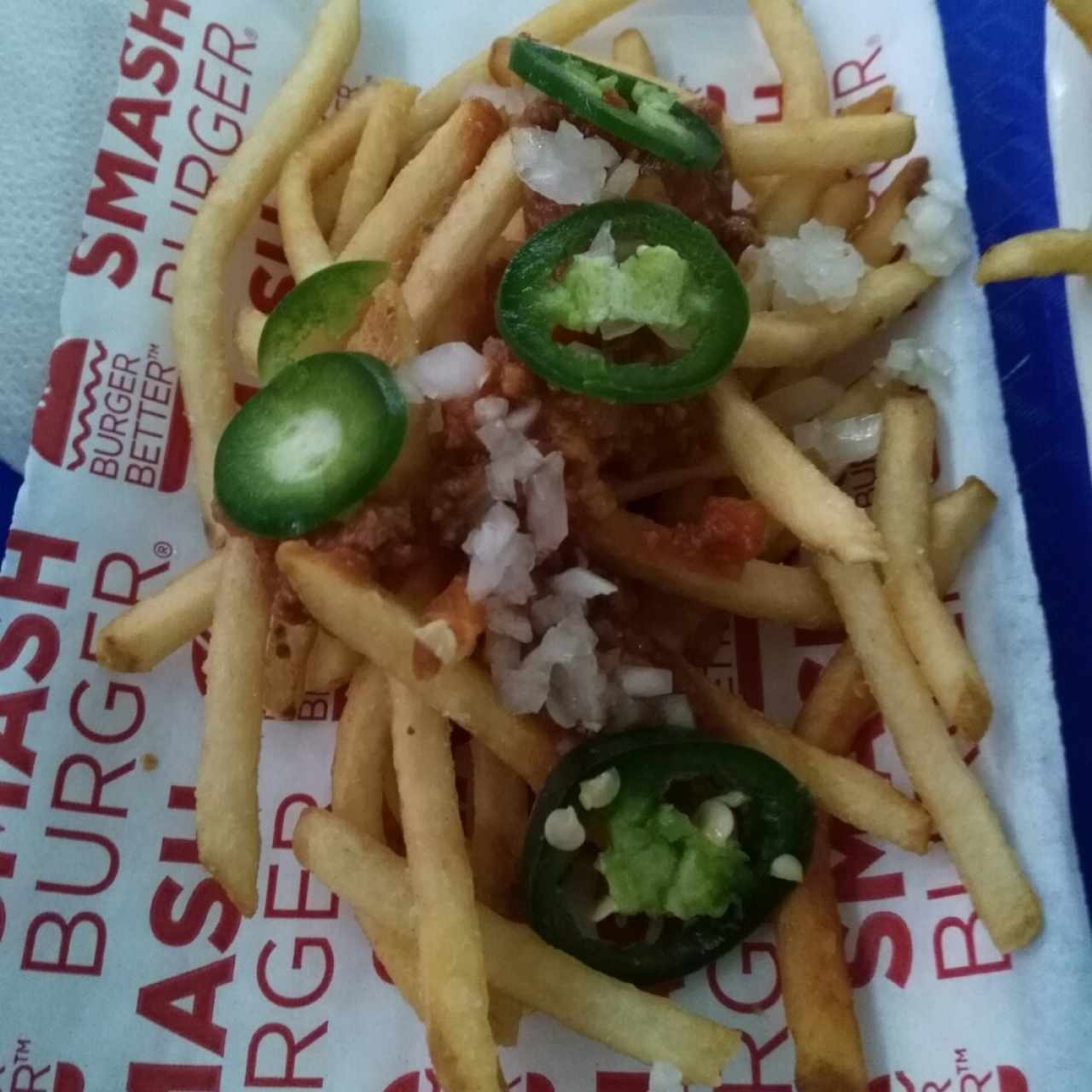 Papas con Chili y Jalapeño 