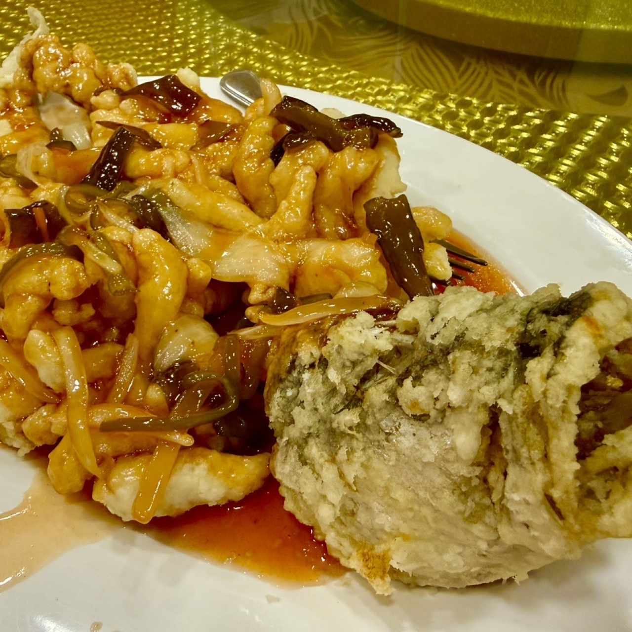Róbalo racimo de uvas en salsa agridulce