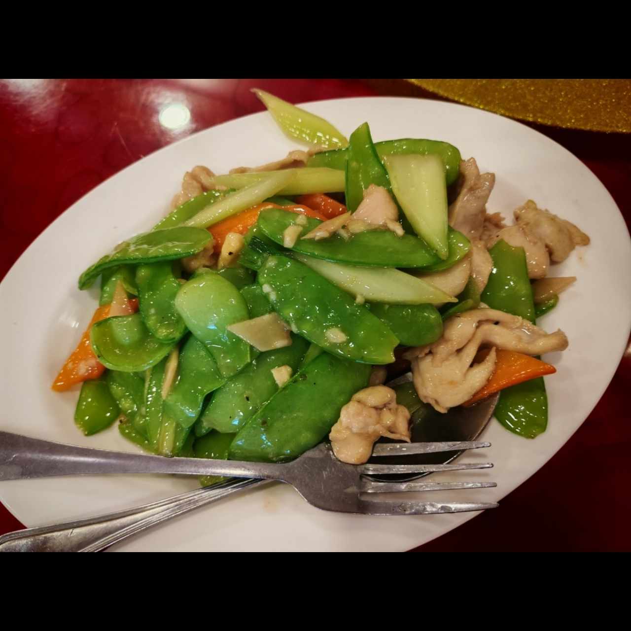 Filete de res con holantau 