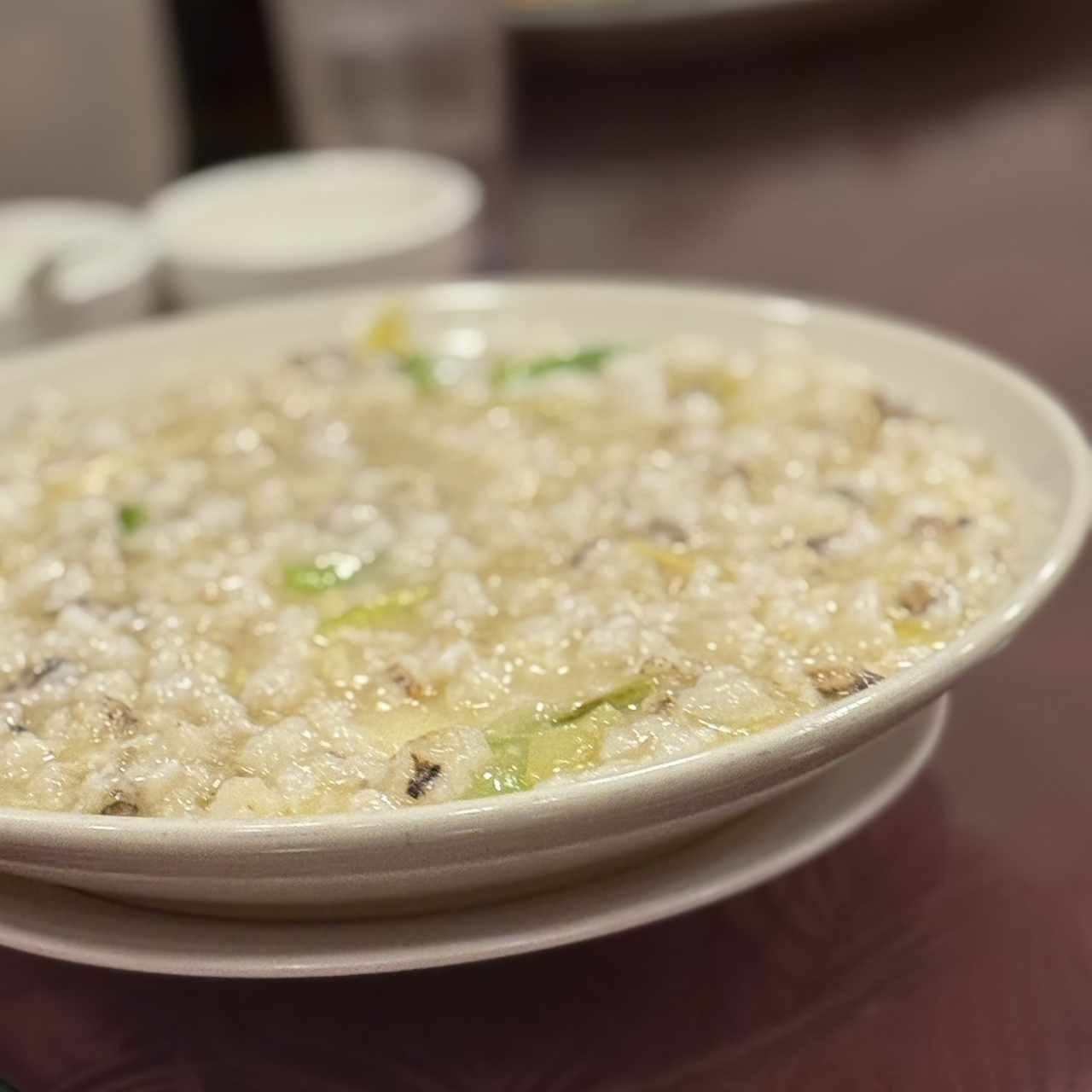 Especial de cama de clara de huevo con langostinos 