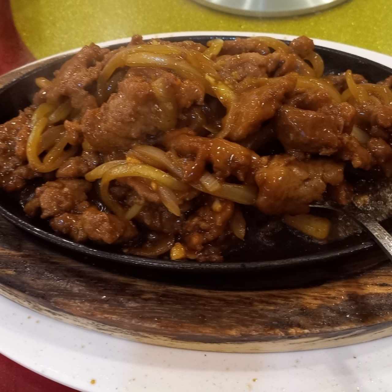 Filete de res sizzling
