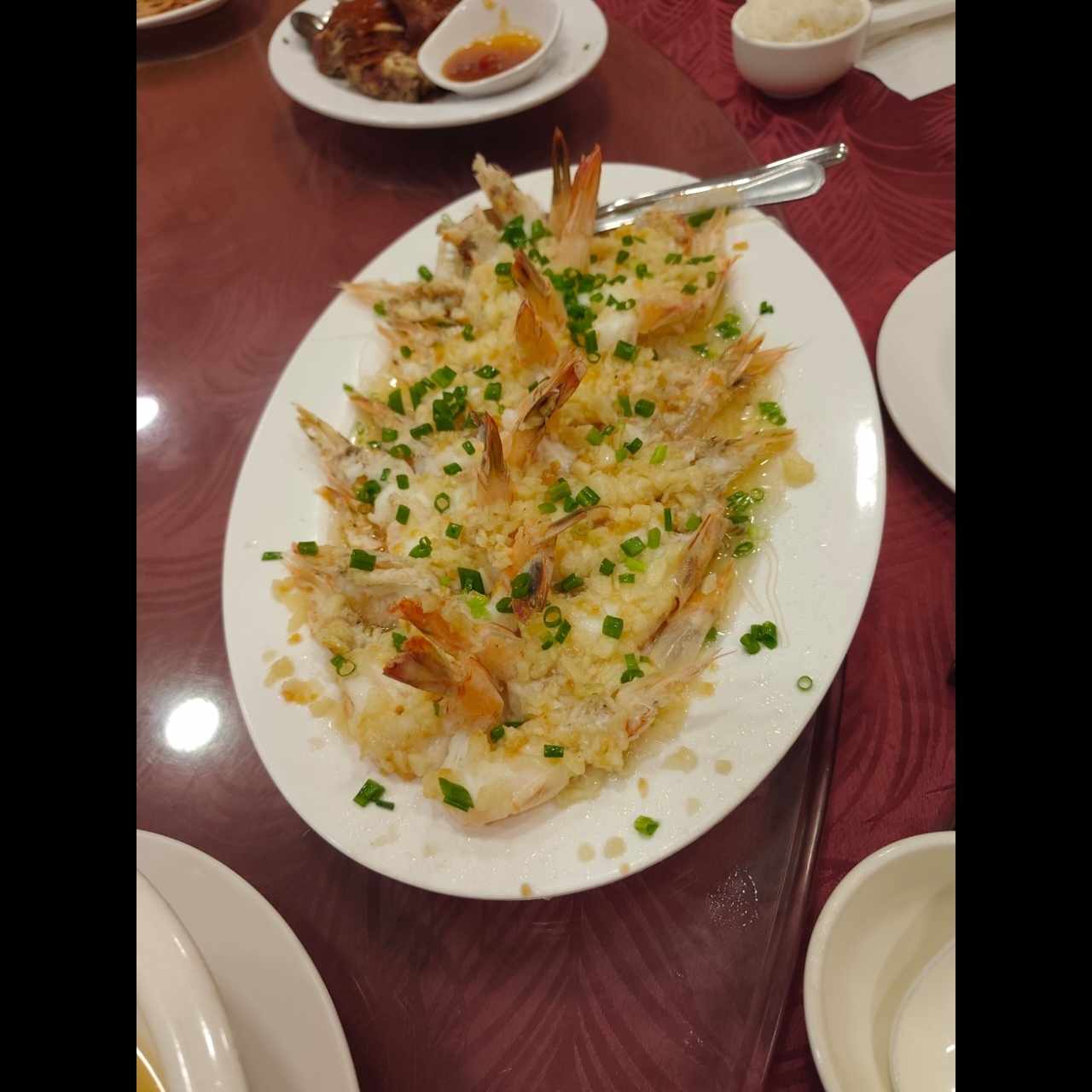 Langostino al vapor con fideo de arroz