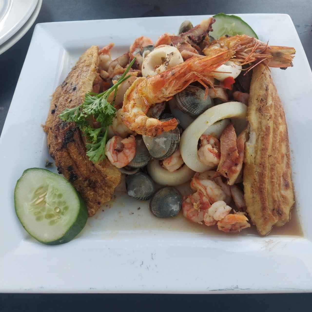 Picada de mariscos
