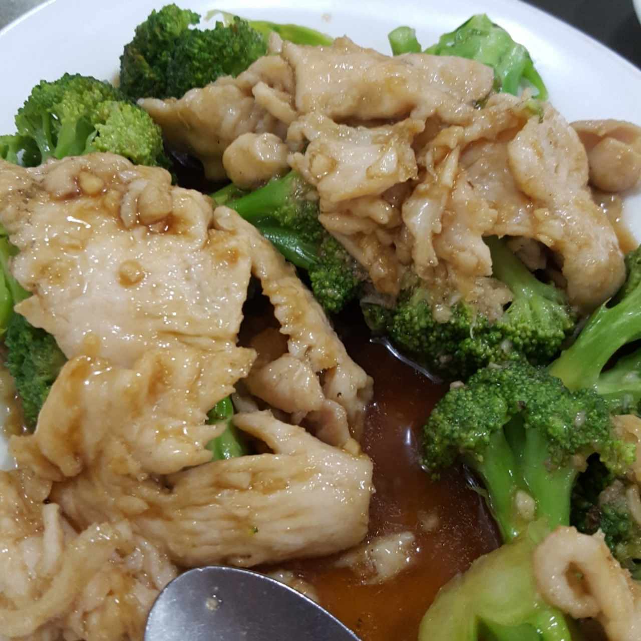 pollo con brócoli 