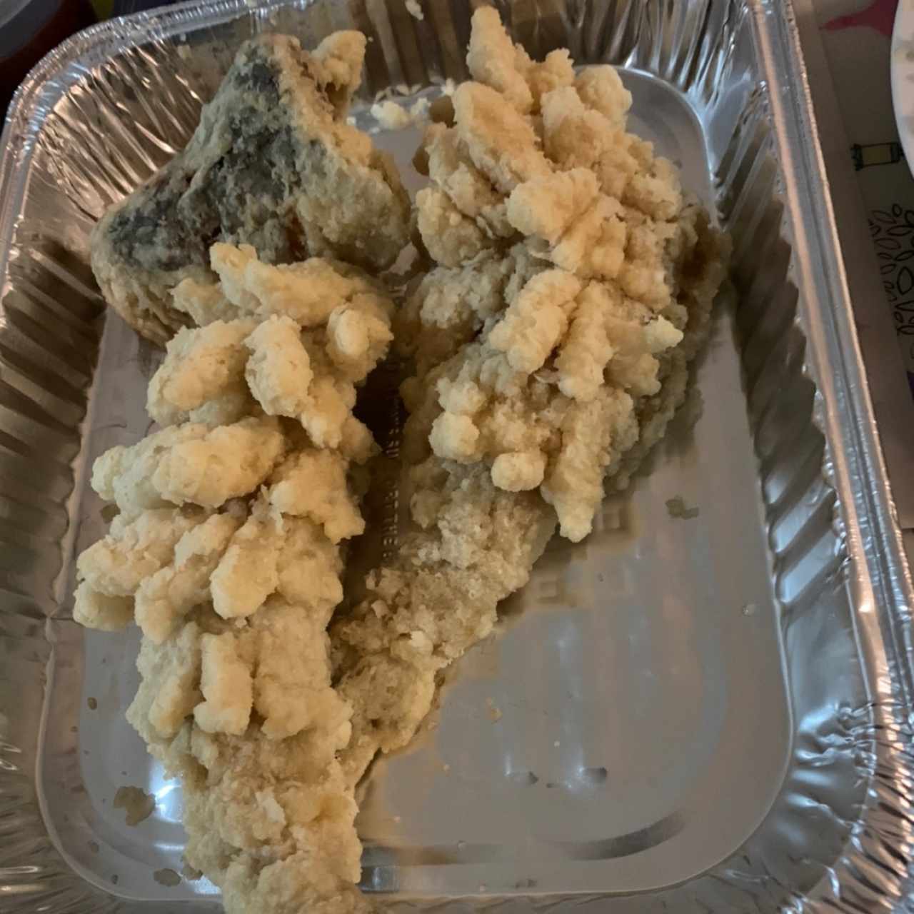 Robalo Racimo de Uvas con Salsa Agridulce