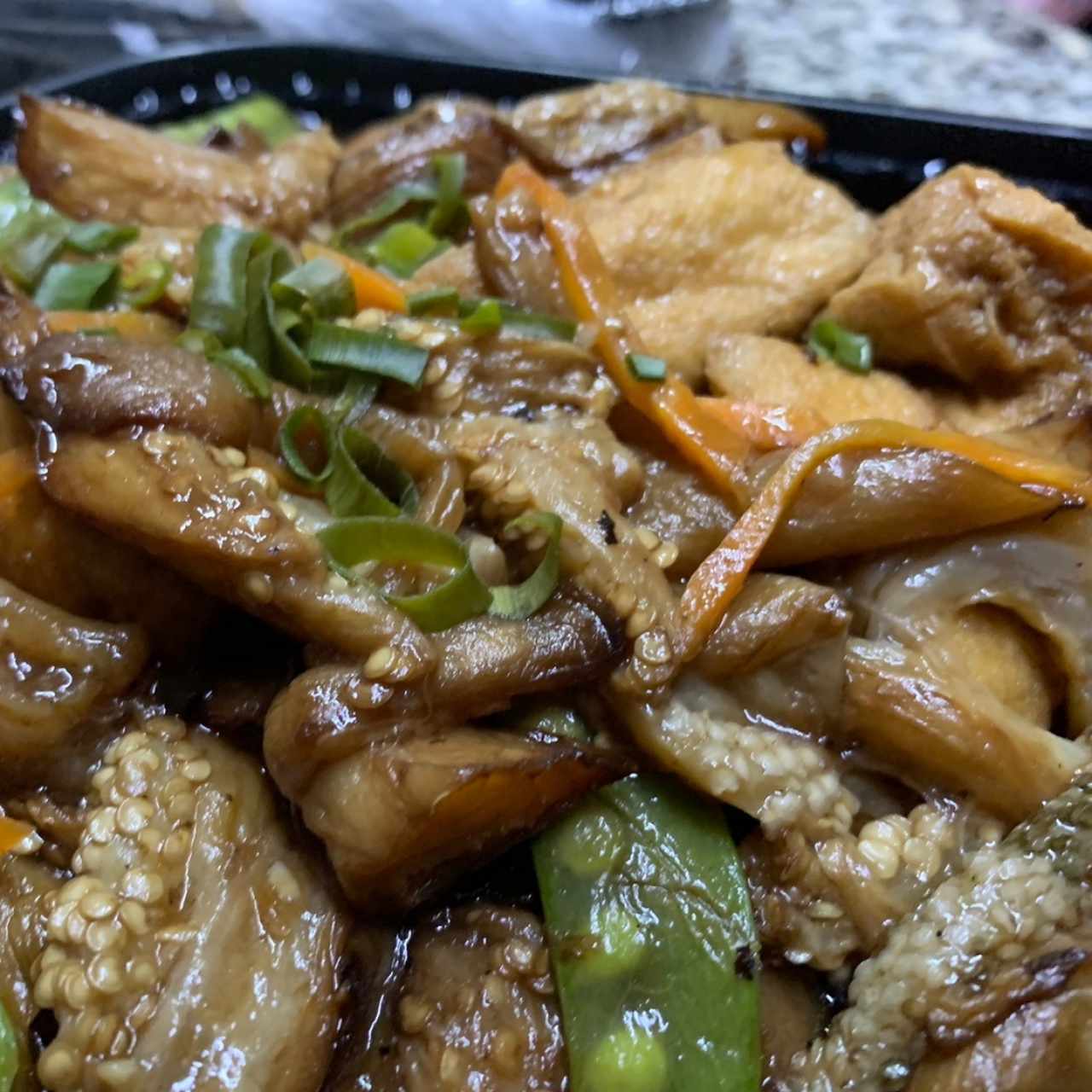 Cacerola de Berenjena con Tofu Frito