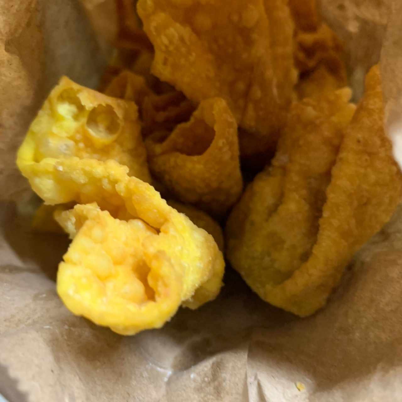 Wanton Frito Relleno de Puerco Asado
