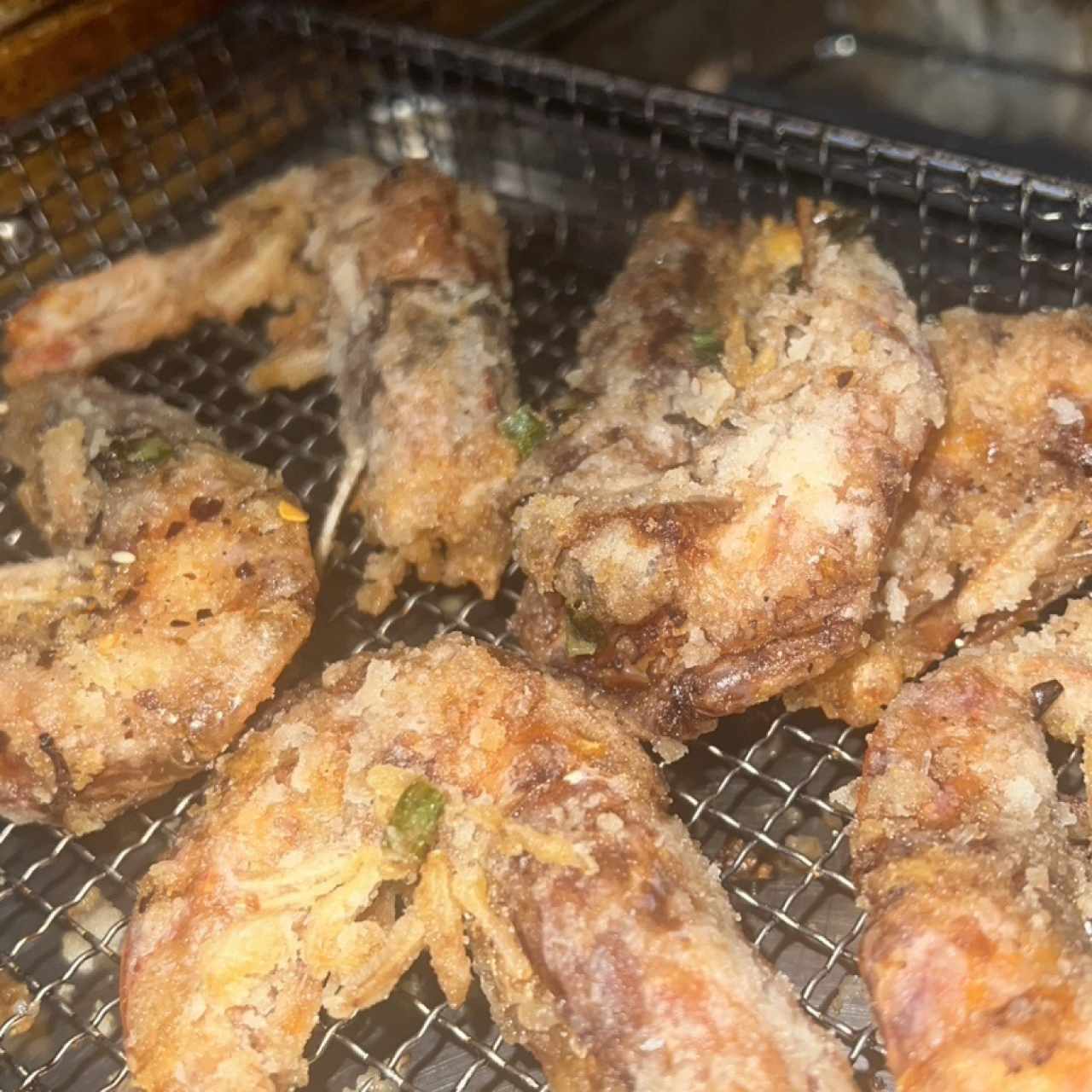 Langostino Frito salteado con Cascara