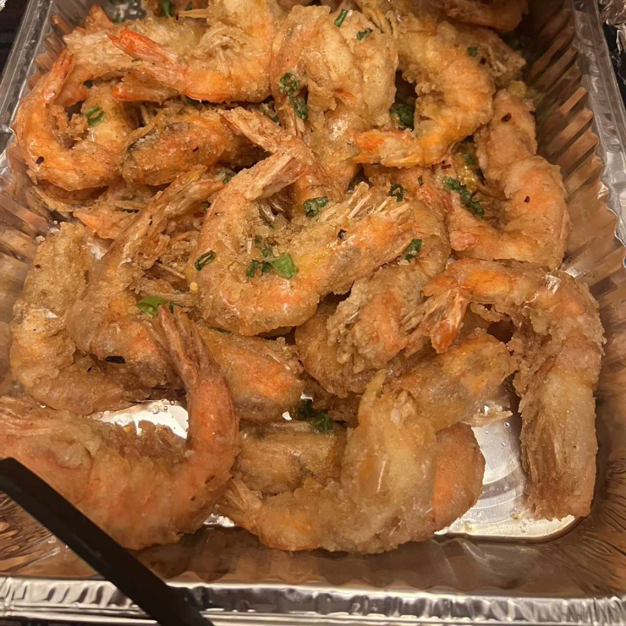 Langostino Frito salteado con Cascara