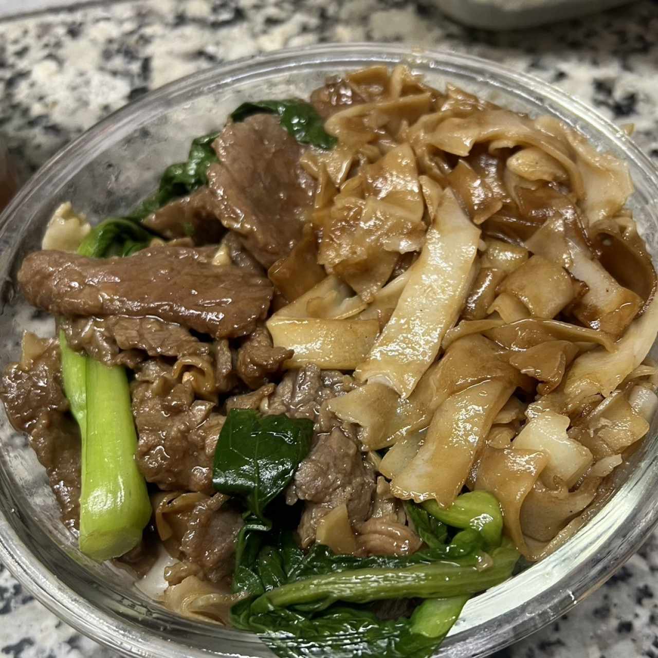 Chow Fun con Carne de Salsa Frijoles Negros
