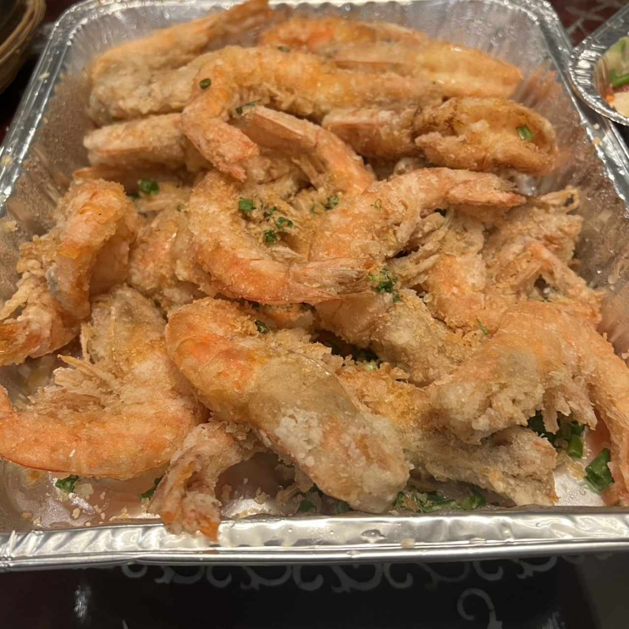 Langostino Frito salteado con Cascara