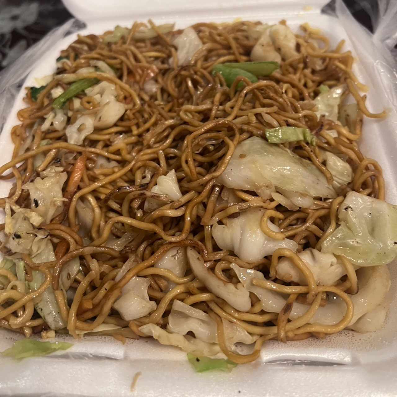 Chow Mien a la Canton con Pollo
