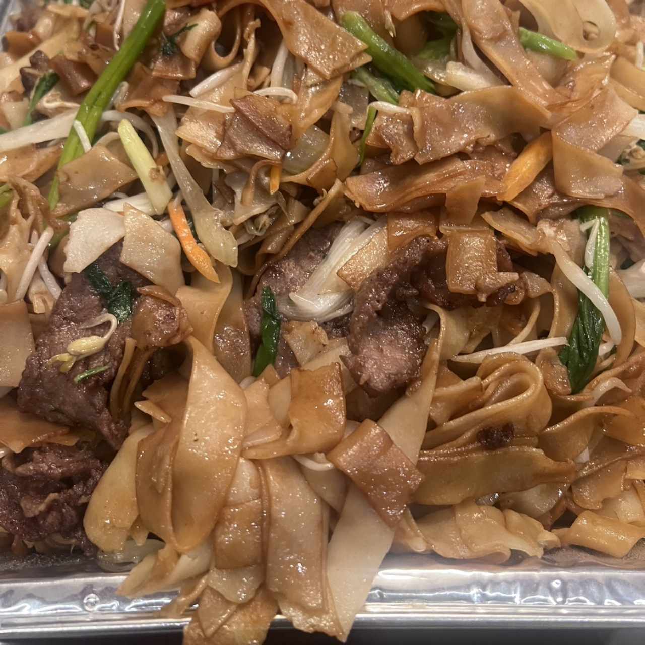 Chow Fun con Combinación Estilo Chino