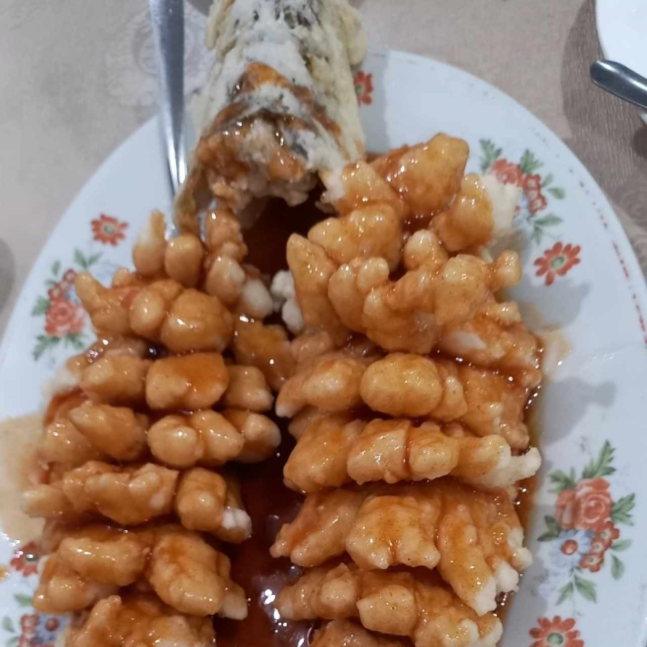 Robalo Racimo de Uvas con Salsa Agridulce