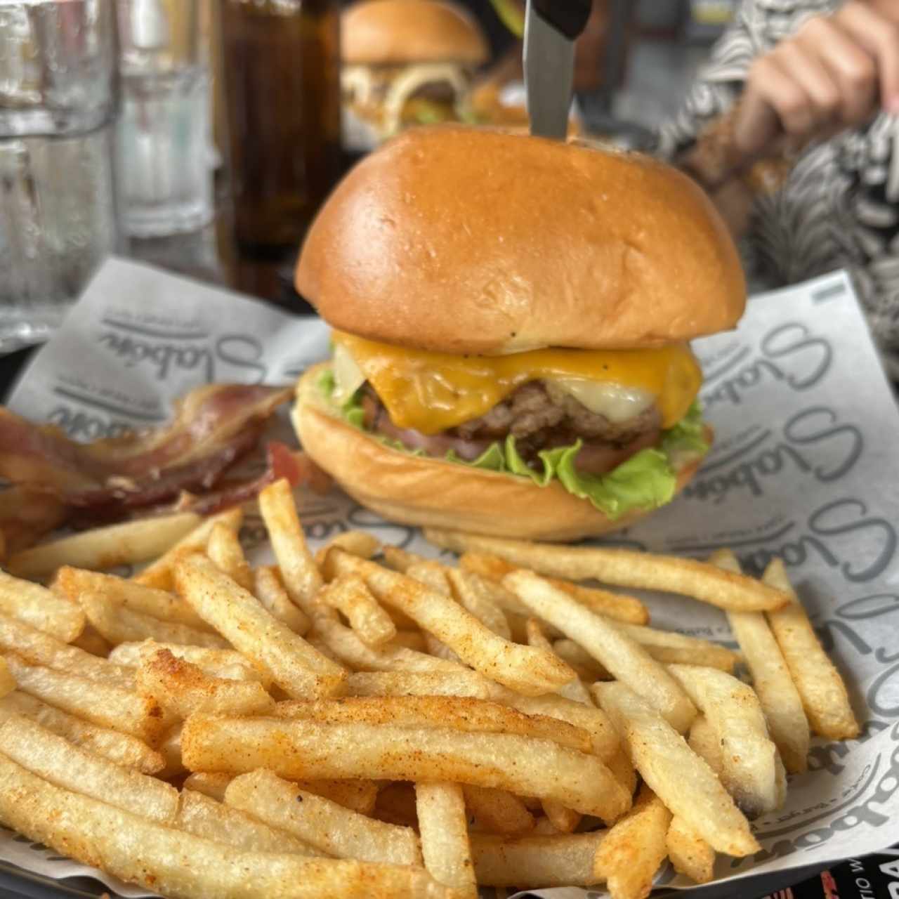 Burger - American Cheese Bacon
