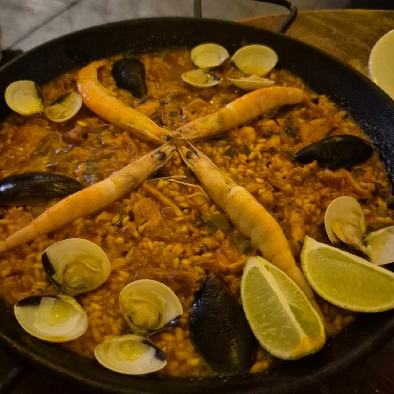 Paella de la casa