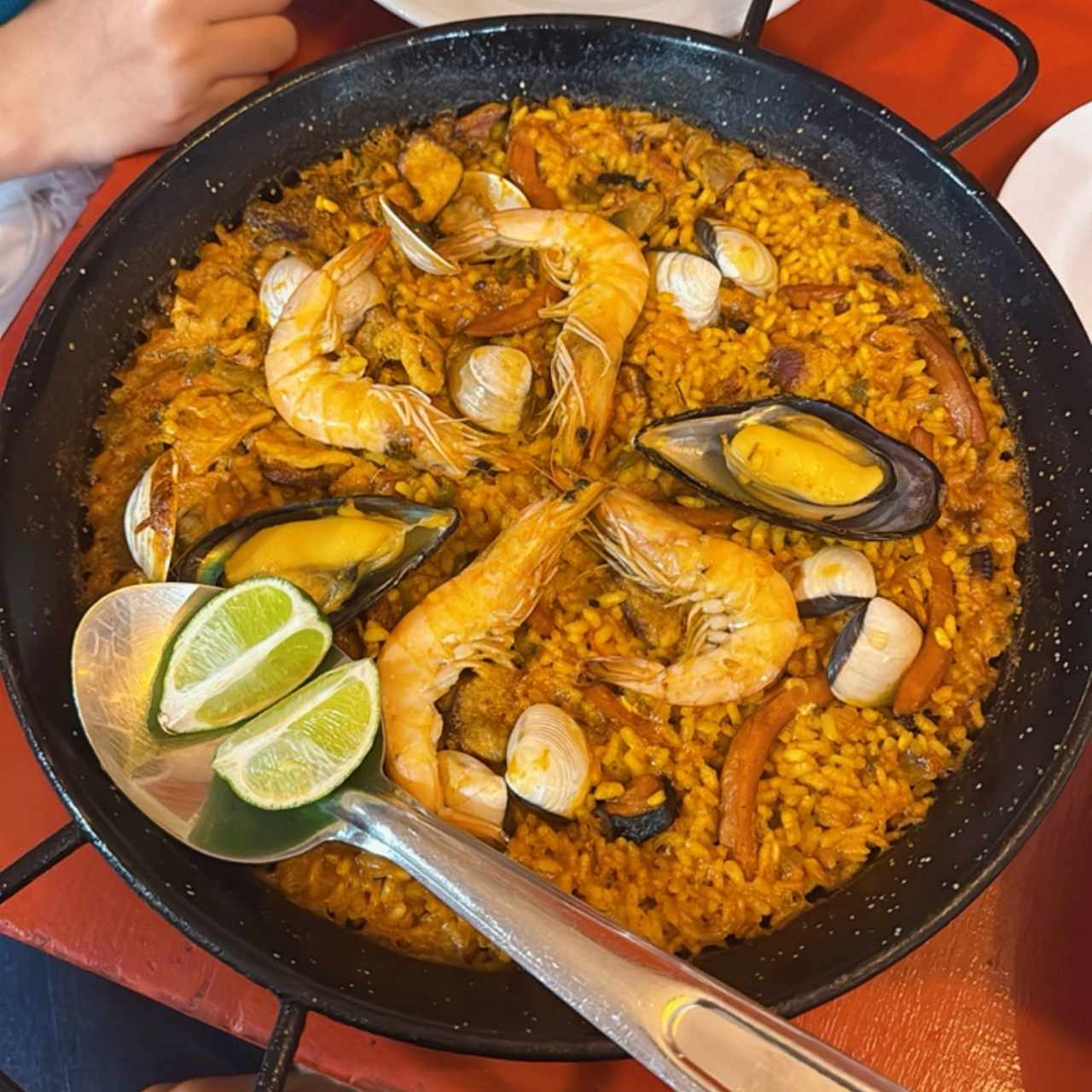 Paella de la casa