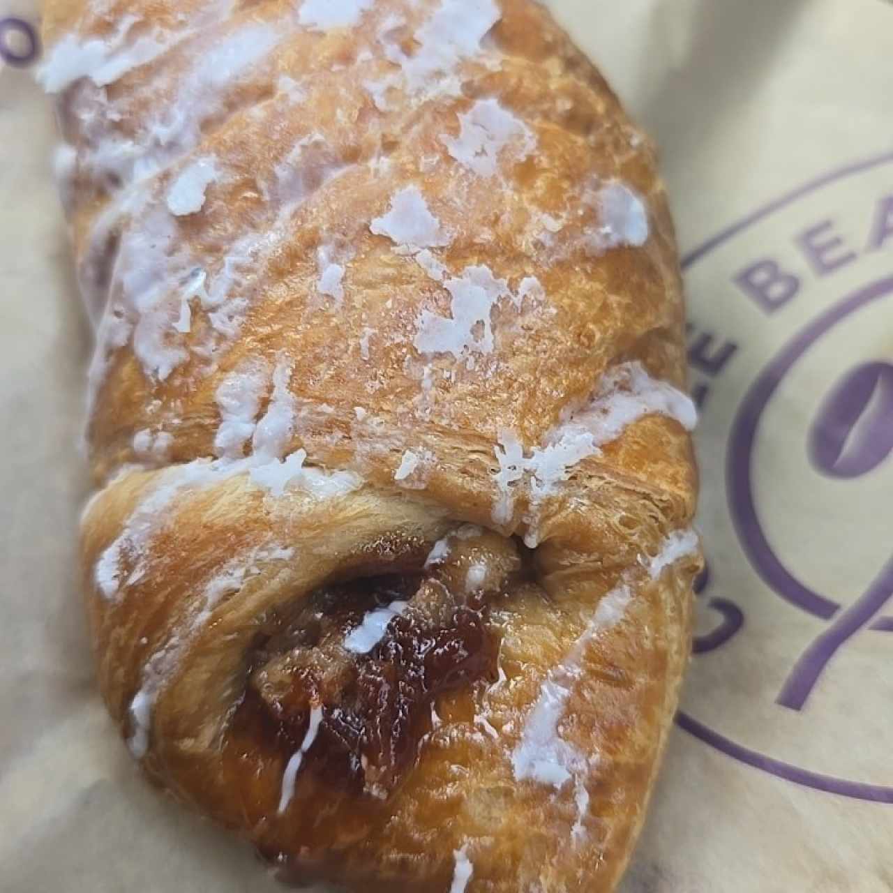 Croissant de Queso Crema y Guayaba