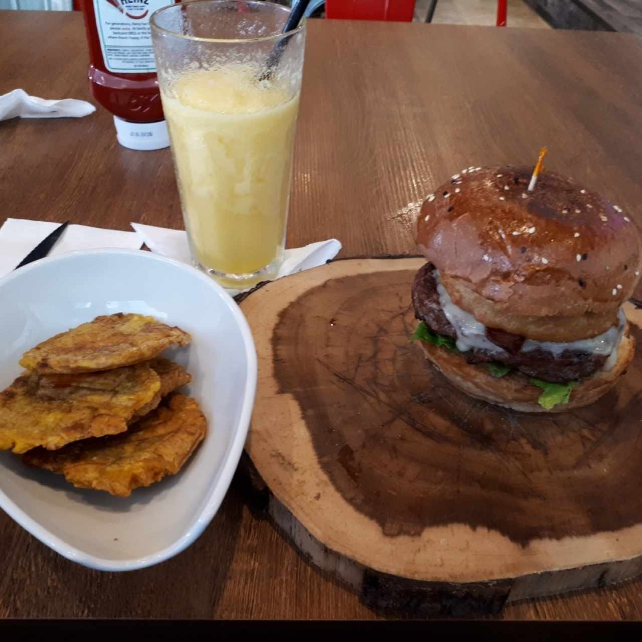 bacon and cheese burger
