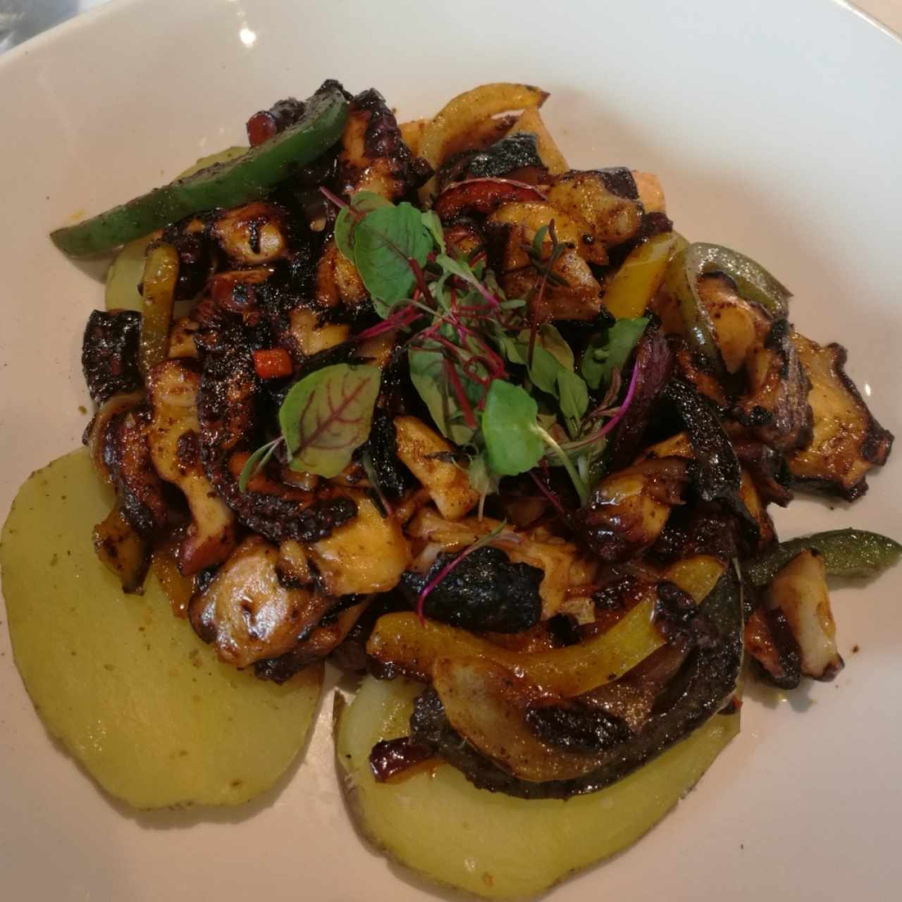 pulpo al carbón
