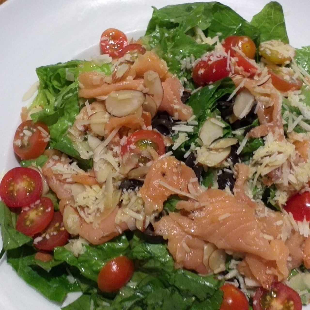 ensalada de salmón ahumado