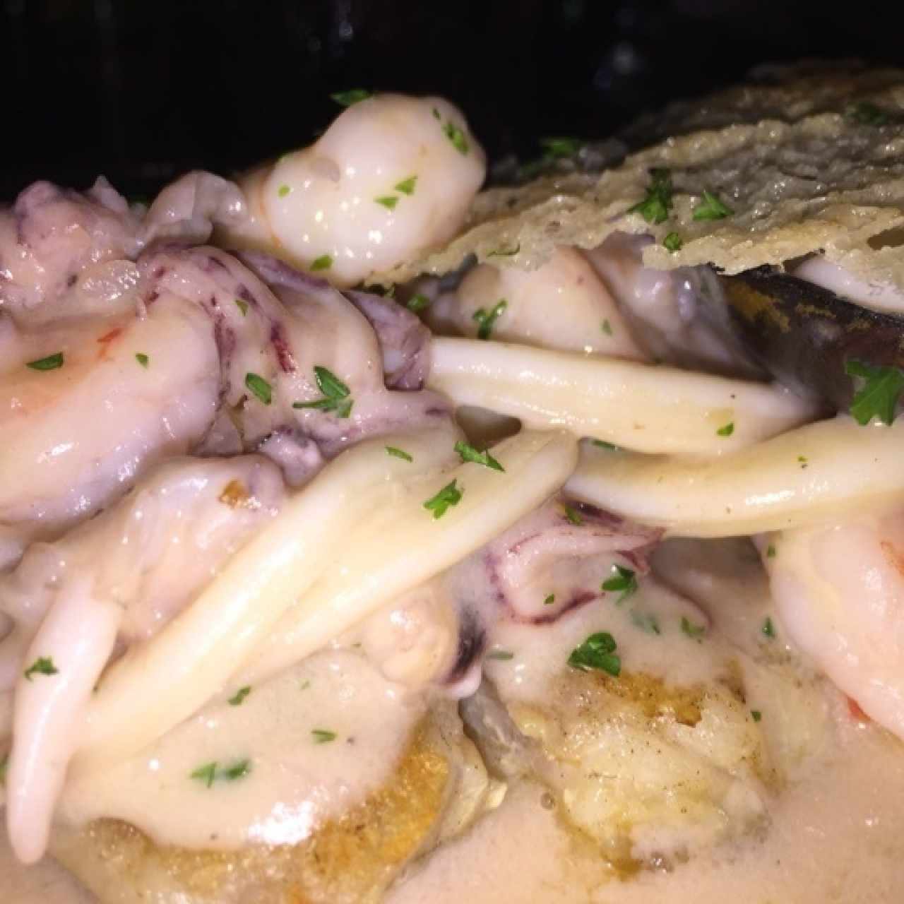 Filete de Corvina Santé (A lo macho en salsa blanca)