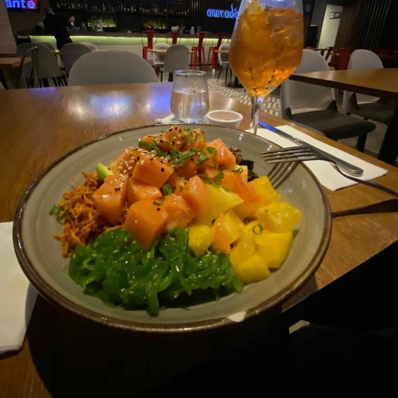 Saludable - Salmón Poke