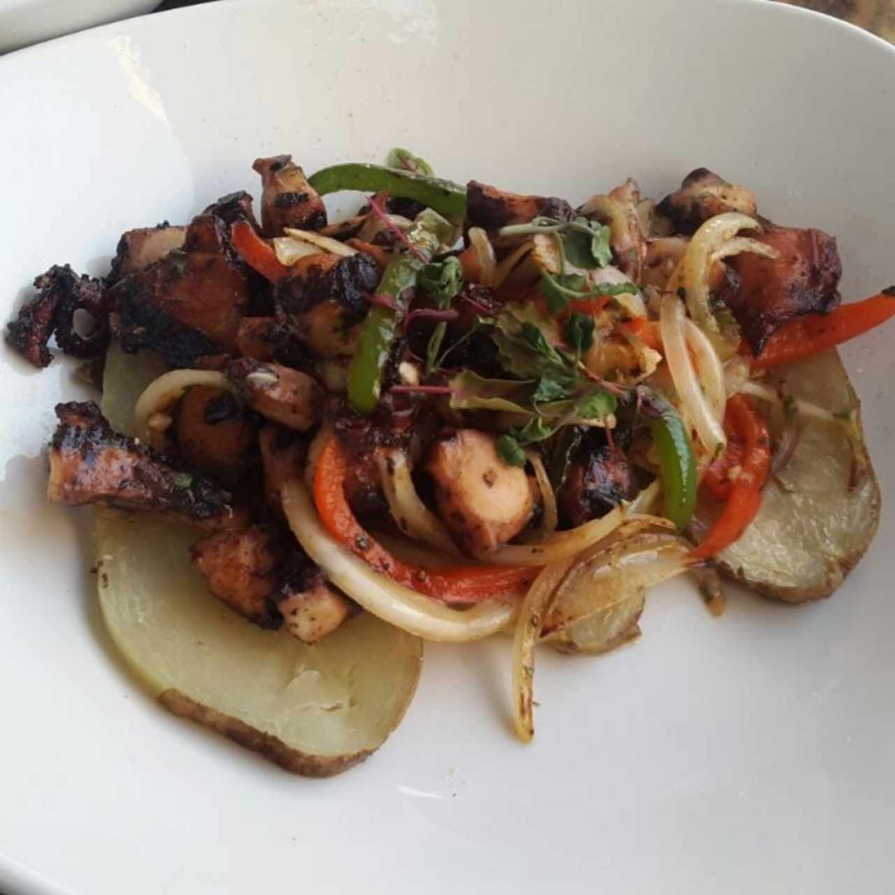 pulpo al carbón