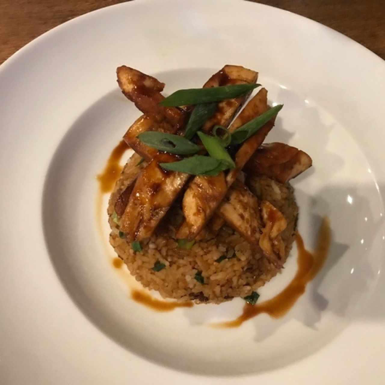 Arroz con tiras de pollo con salsa teriyaki