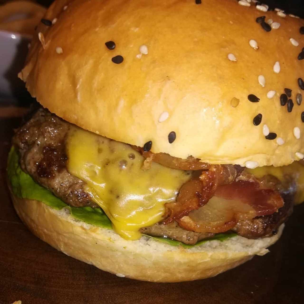 hamburguesa Jack Daniels