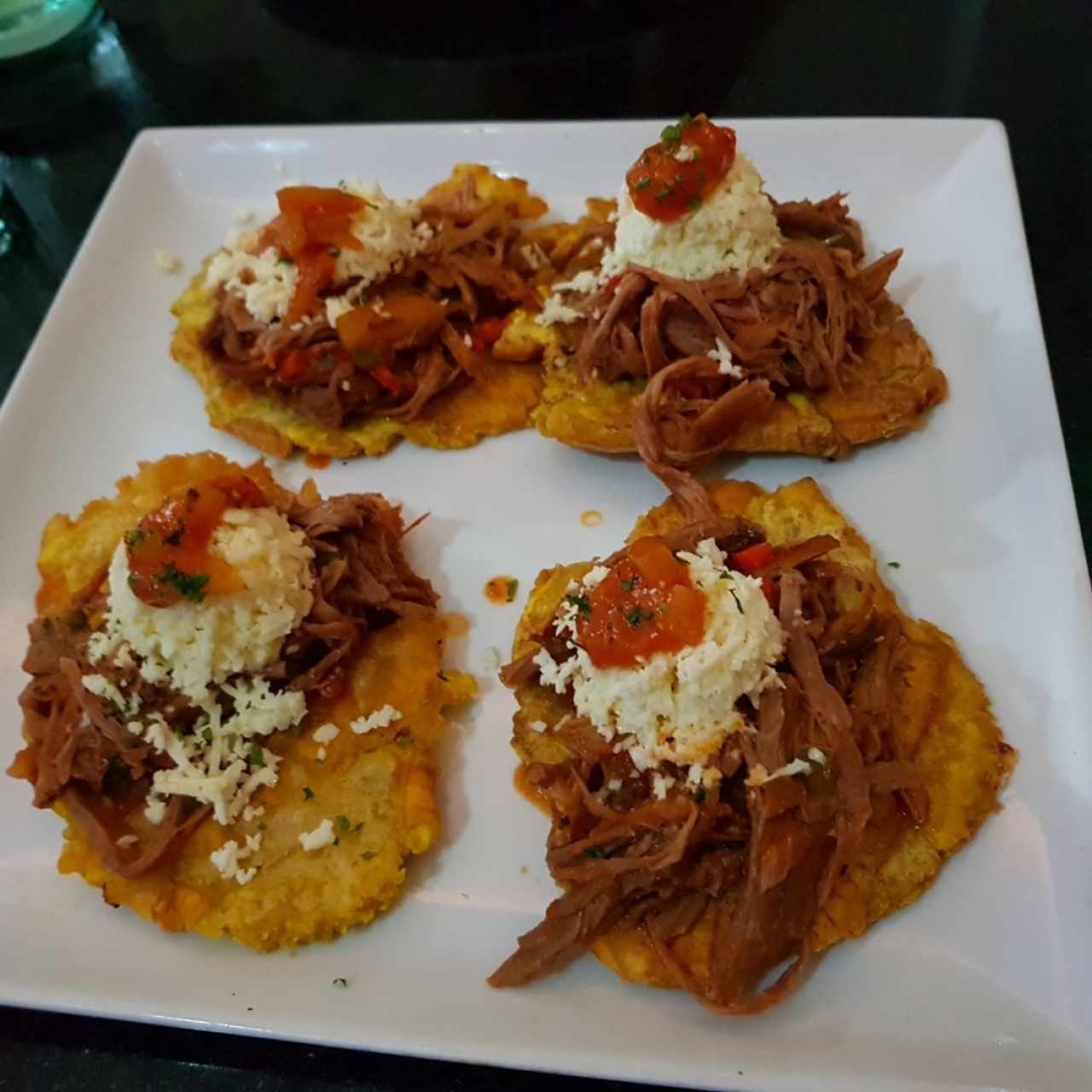 patacones con ropa vieja