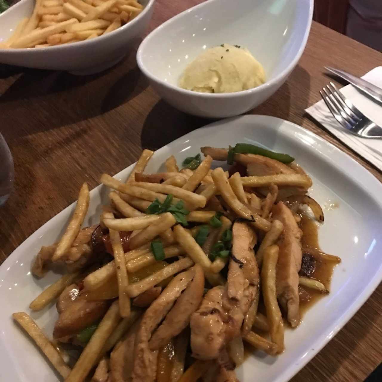 Pollo salteado con Puré