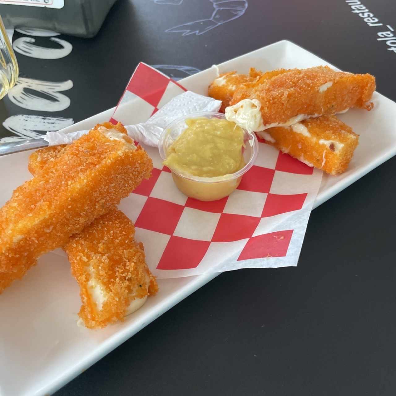 Deditos de mozarella